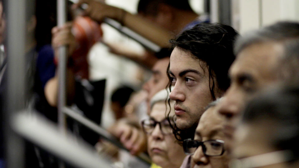 On the Mexico City subway (2016) / Still from a film by Carolina Rueda