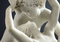 Antonio Canova (1757–1822), detail of Psyche Revived by Cupid’s Kiss, marble, MR 1777, Musée du Louvre, Paris / © 2010 Musée du Louvre / Raphaël Chipault.